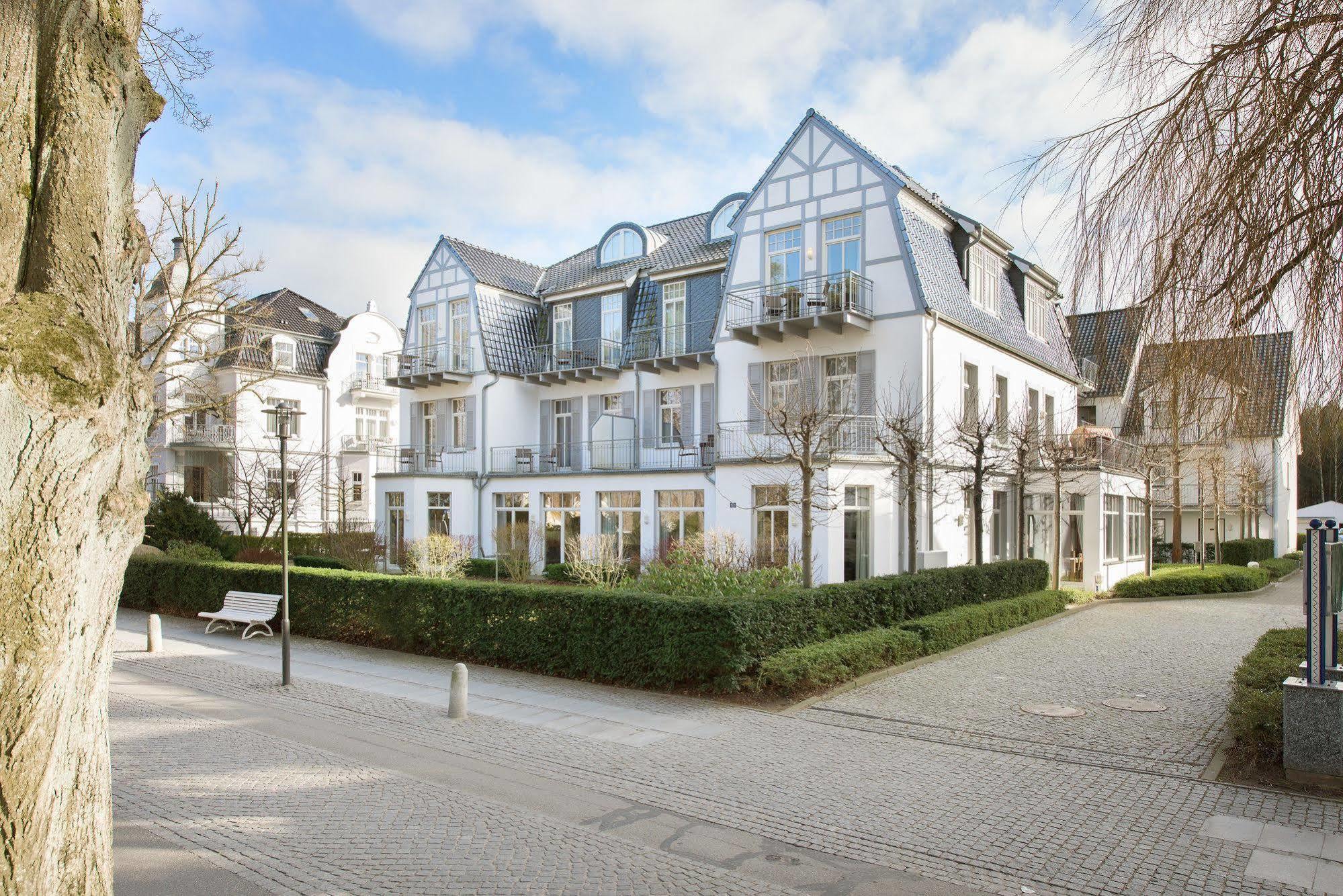 Aparthotel Kuhlungsborn, Villa Am Konzertgarten Exterior photo